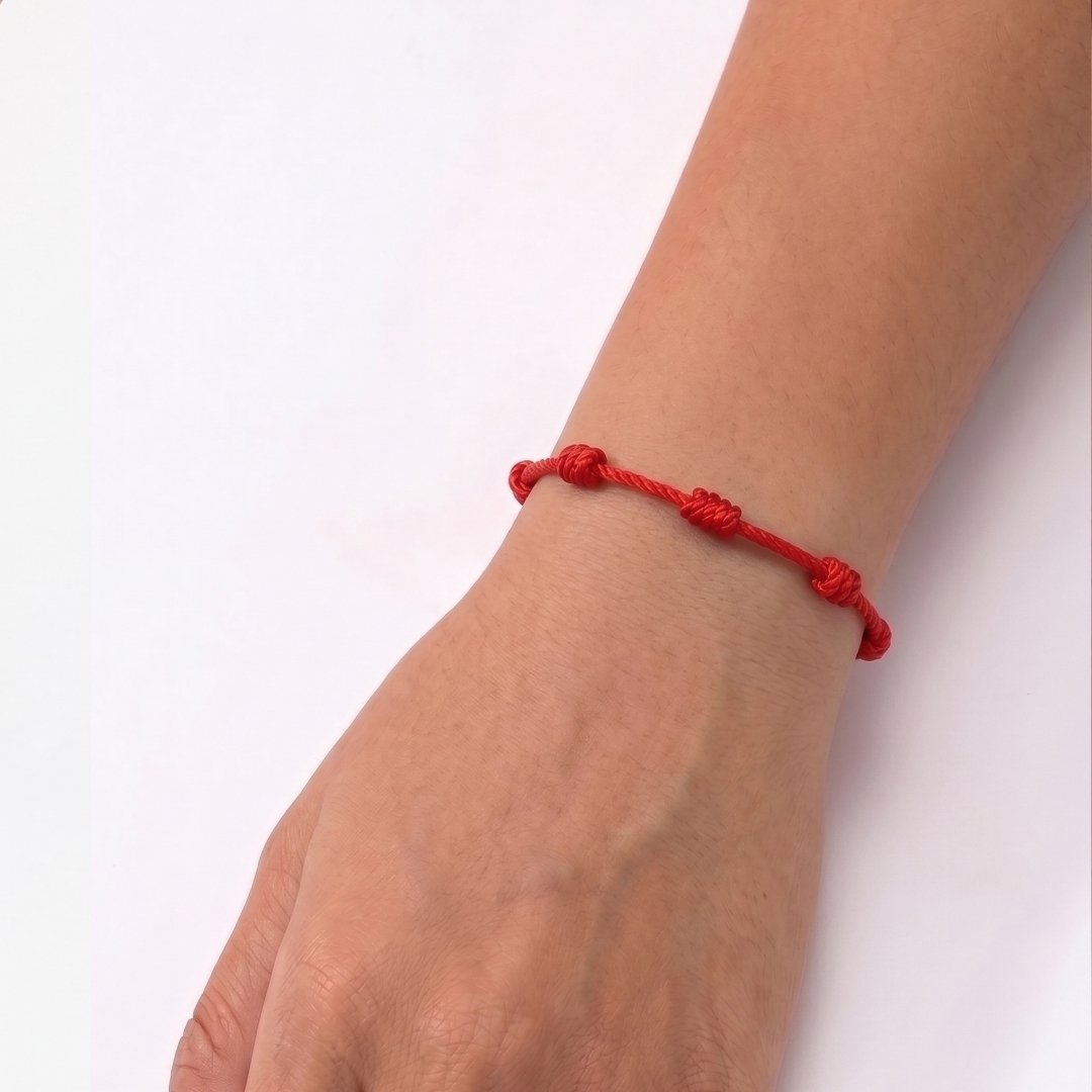 Pulsera Roja 7 Nudos (Protección Kabbalah)
