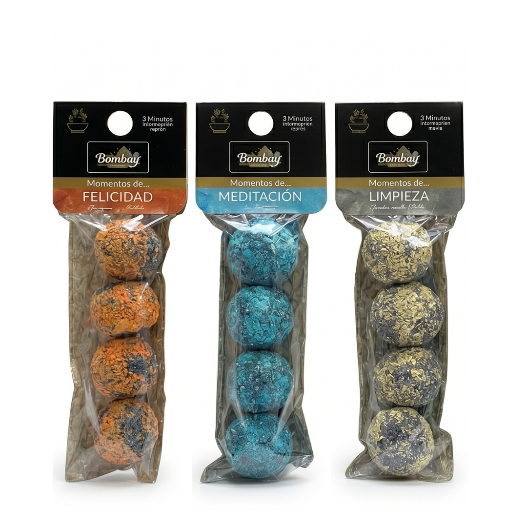 Tres paquetes de bombitas de defumación activada Bombay con las variedades Momentos de Felicidad en color naranja, Meditación en azul y Limpieza en gris, con 4 unidades por blíster.